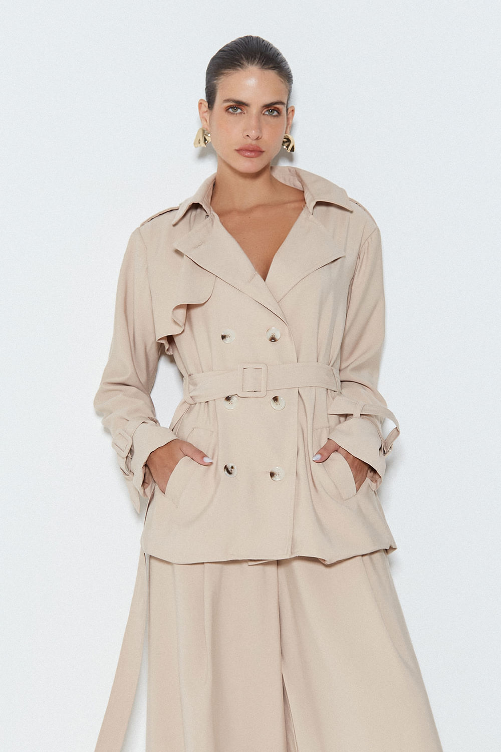 CASACO TRENCH COAT CURTO COM CINTO